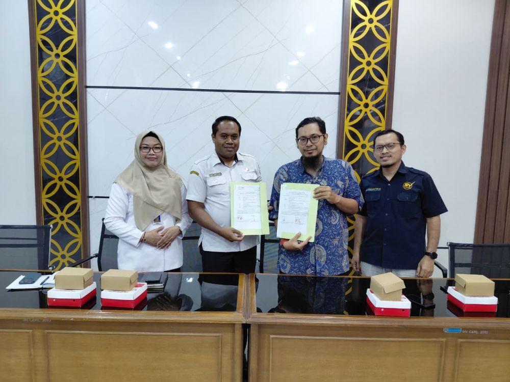 User Acceptance Testing (UAT) & Serah Terima Aplikasi Project Based Learning (PBL)  dari Program Studi D3 TI UNS