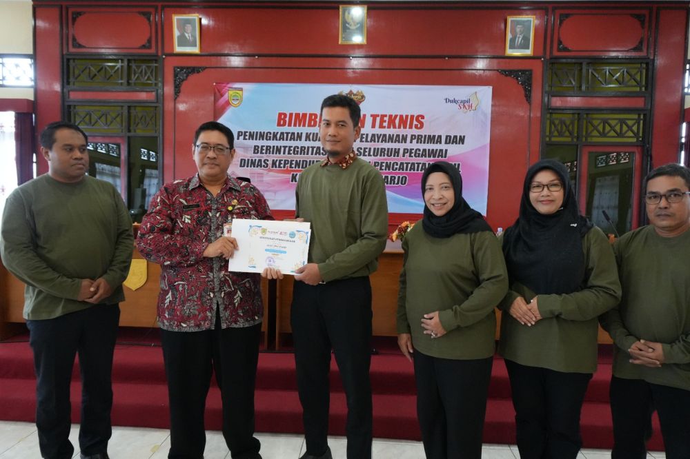Penghargaan Pelaksana Layanan Teladan Semester I Tahun 2026