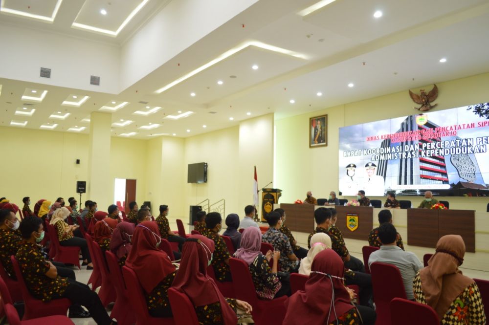RAPAT KOORDINASI DAN PERCEPATAN PELAYANAN ADMINDUK