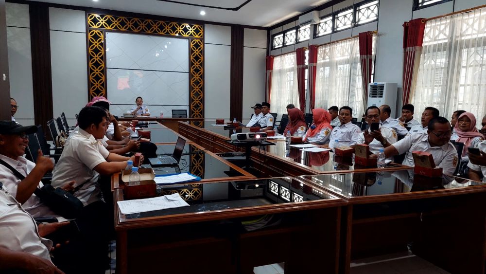 Rapat Koordinas Percepatan Kepemilikan Akta Kelahiran Usia 50 Tahun ke Atas