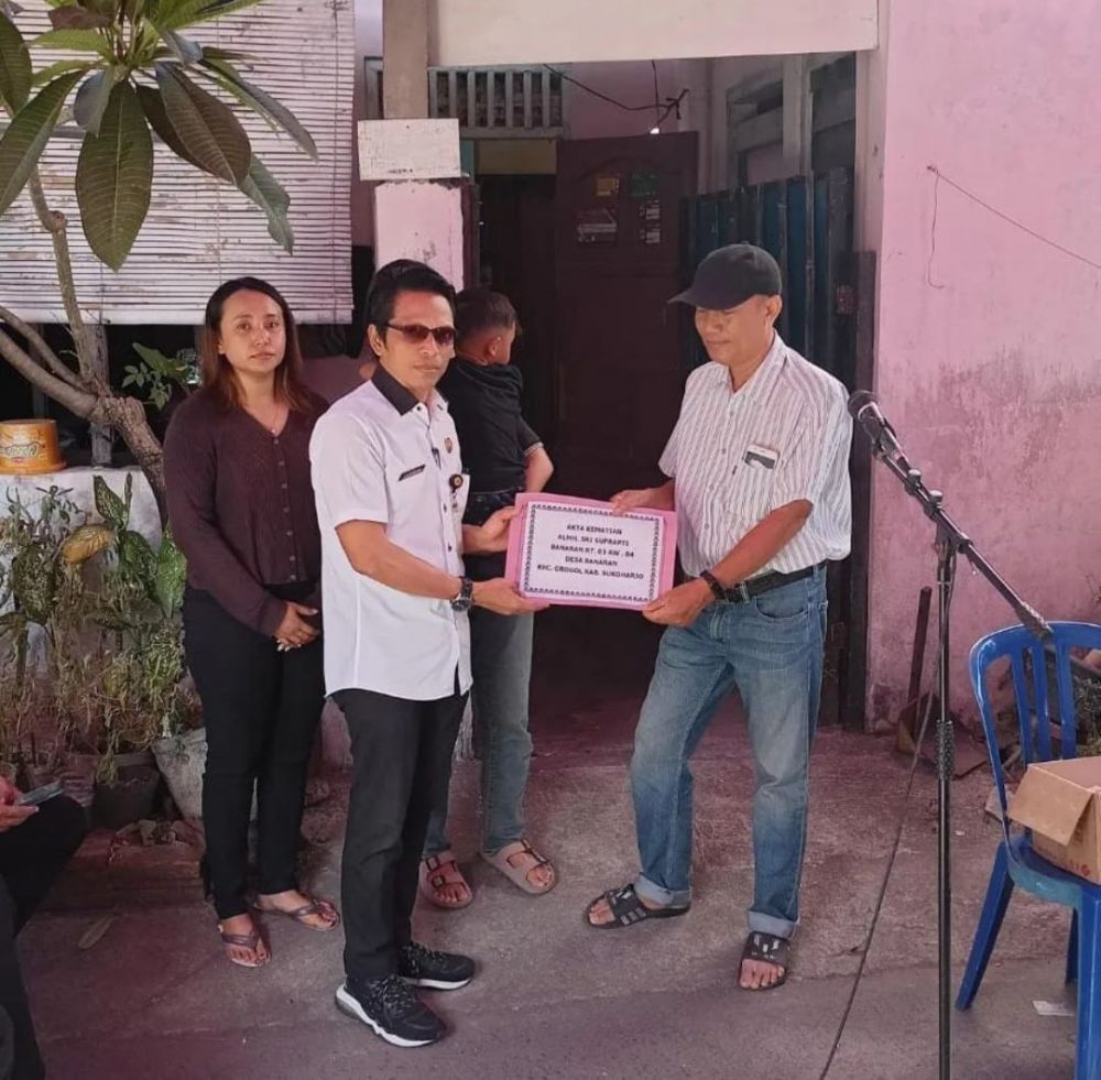 Takziah dan penyampaian akta kematian