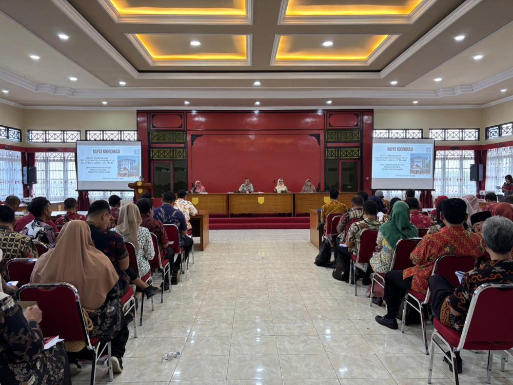 Disdukcapil Sukoharjo Gelar Rapat Koordinasi Percepatan Pelayanan Akta Kelahiran (GEBER PENCAK)