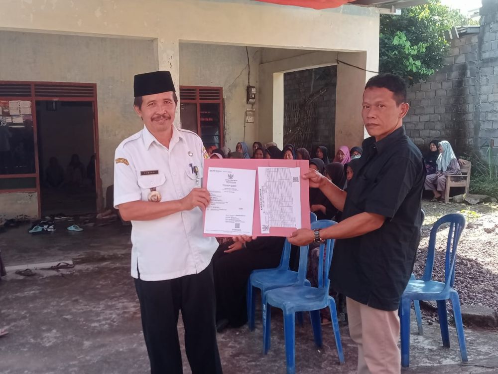 Takziah Membawa Akta Kematian di Dess Bulu Polokarto