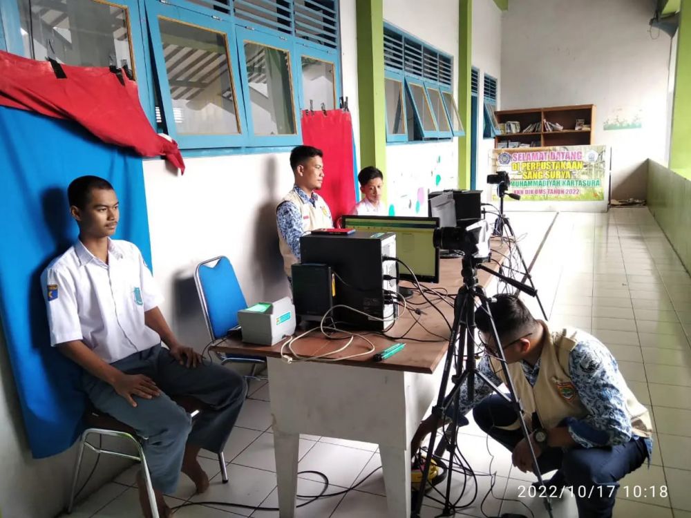 Jemput Bola Perekaman KTP-el untuk Pemula di SMK Muhammadiyah Kartasura