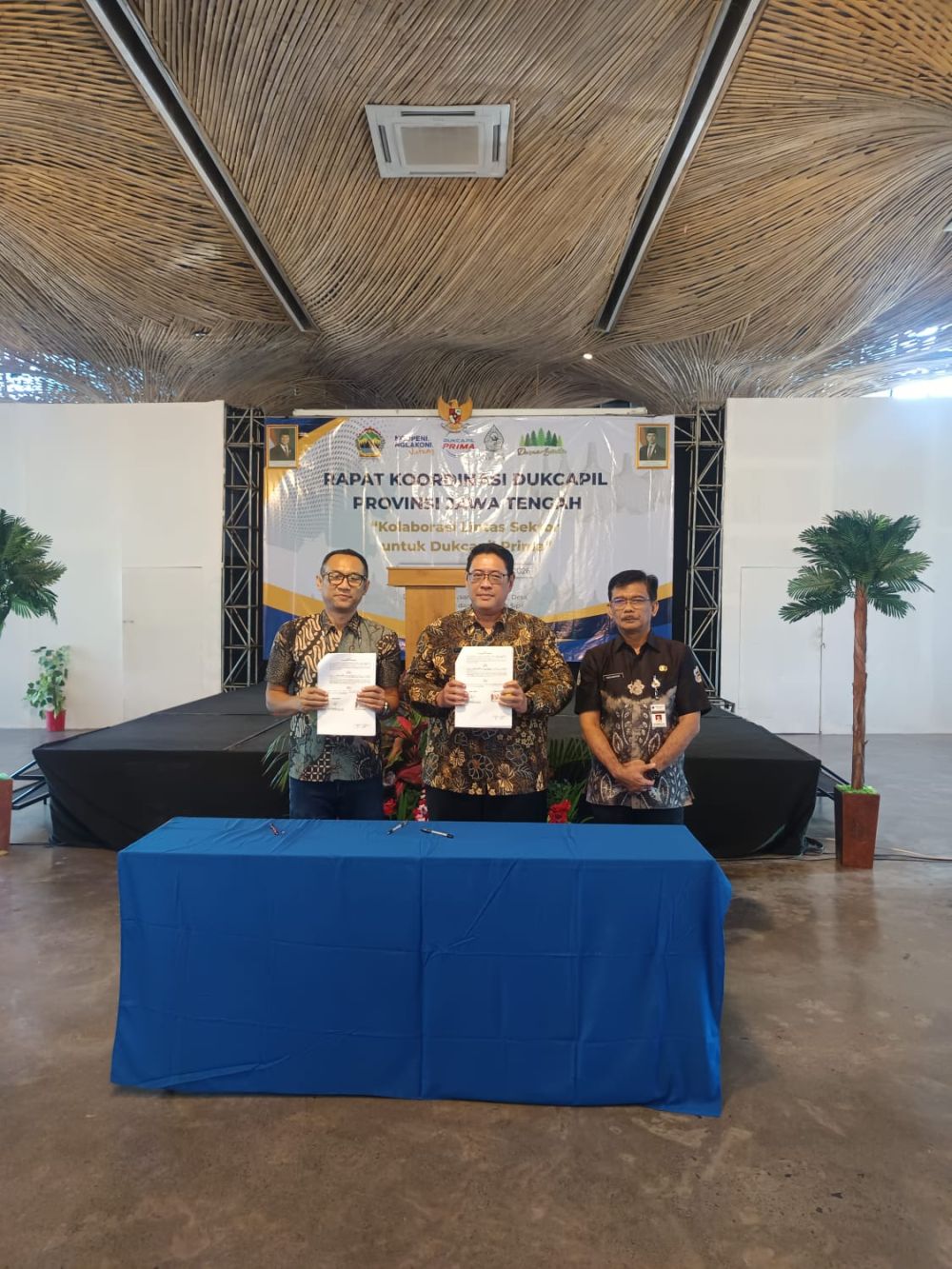 Penandatanganan PKS Pemanfaatan KIA di Dusun Semilir Eco Park dan Saloka Theme Park