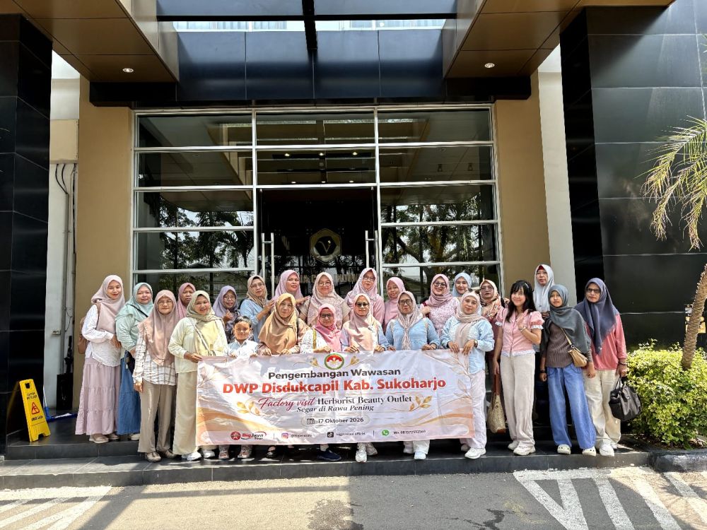 Pengembangan Wawasan DWP Disdukcapil Kabupaten Sukoharjo Factory Visit dan Wisata Edukasi